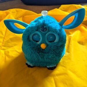 Hasbro Furby Connect Blue Teal 2016 Bluetooth Interactive Play Toy